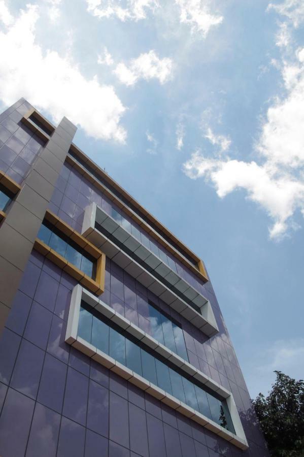 Hotel Alma Jacarta Exterior foto
